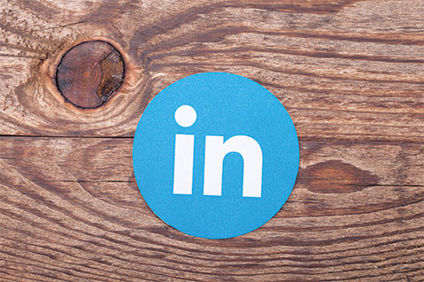 How To Use LinkedIn to Reach Key People