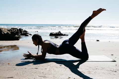 Smart Leggings Guide Your Yoga Workout