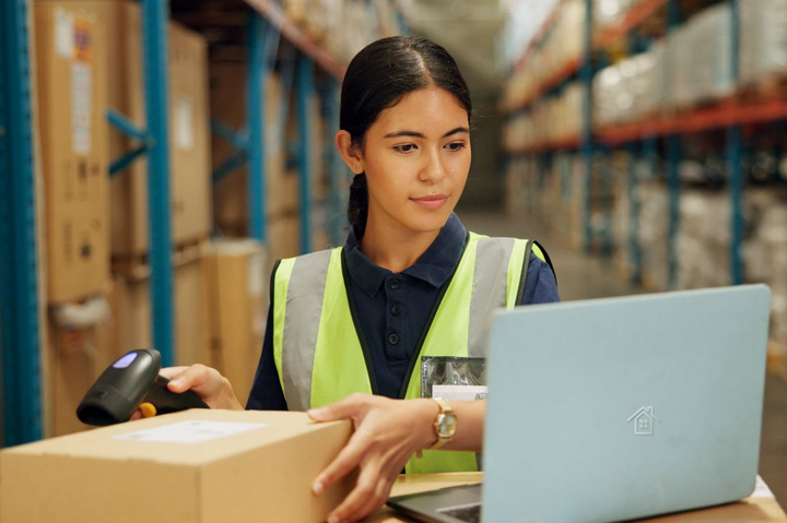 Infographic: Supplier Relations in the Canadian Promo Industry