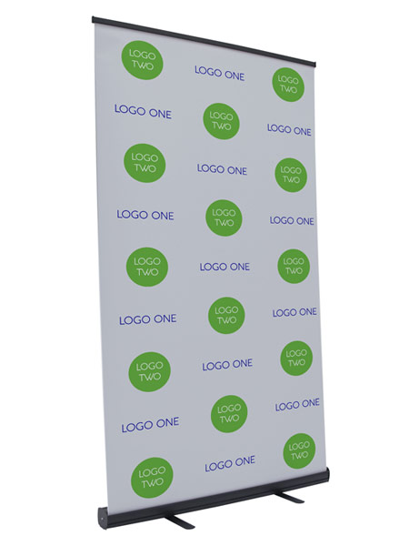retractable backdrop banner