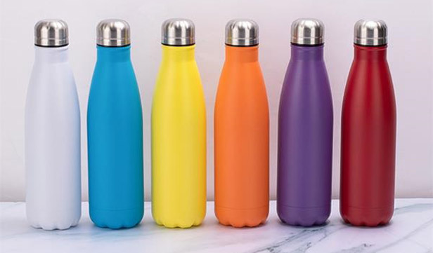 assorted colors water bottle tumblers