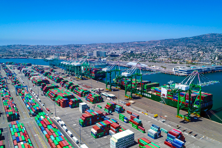 shipping port in Los Angeles, CA