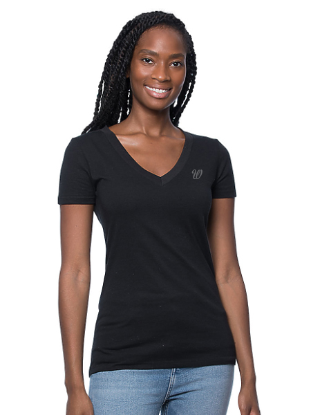 woman wearing black v-neck t-shirt