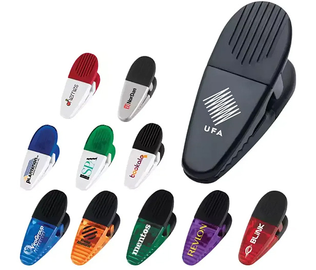 Plastic Magnet Clips 