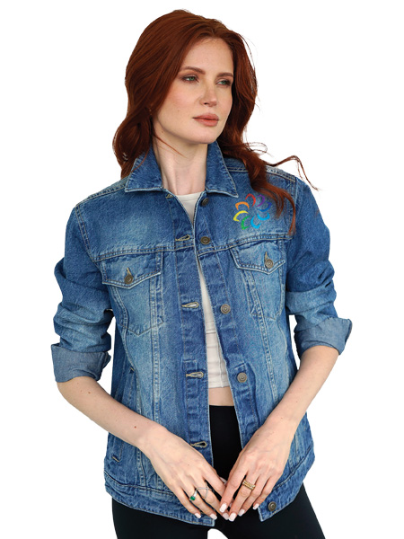 woman wearing jean jacket