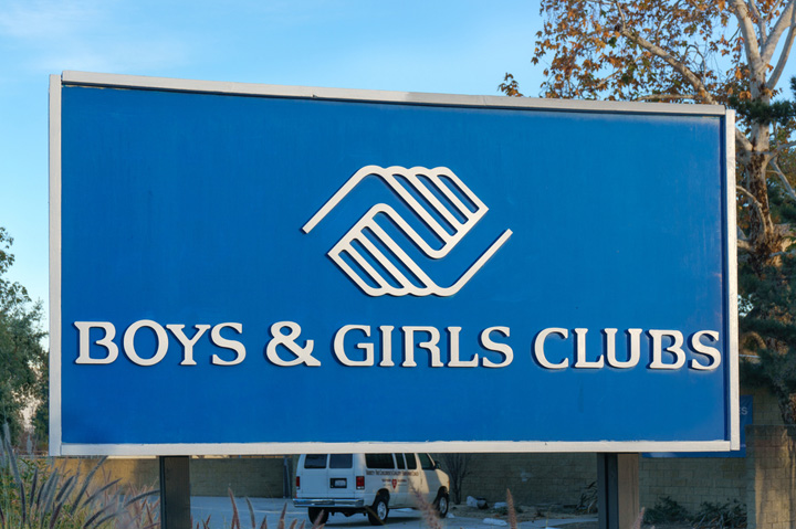 Boys & Girls clubs sign