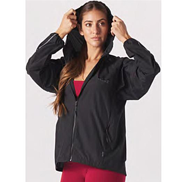 woman wearing black windbreaker jacket