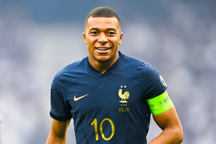 Kylian Mbappe’s Decorated Facemask Fail Is a Lesson for Distributors