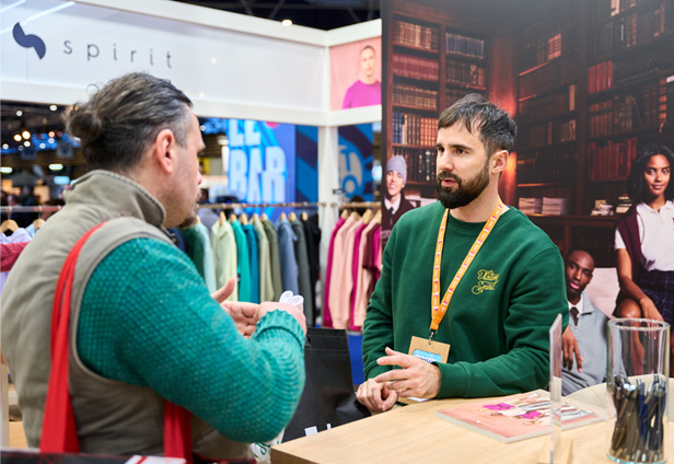 CTCO exhibitor talking to an attendee