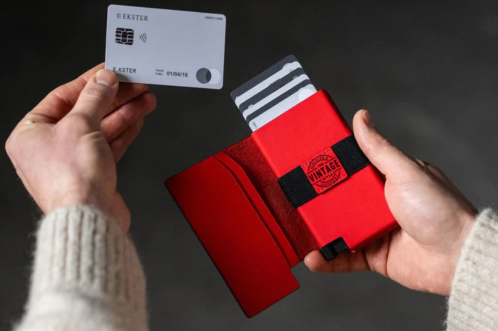 SnugZ Announces Partnership With Sustainable Wallet Brand Ekster