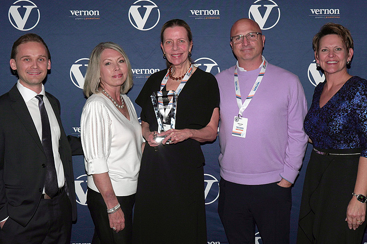 The Vernon Company Names Gemline Top Supplier Partner at National Sales Meeting