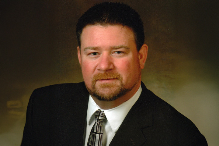 Vernon Company Welcomes Hallway Graphics Owner to Sales Team