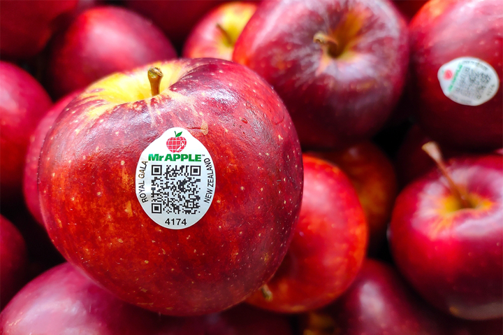 Canadian Lawmakers Want Compostable Produce Stickers